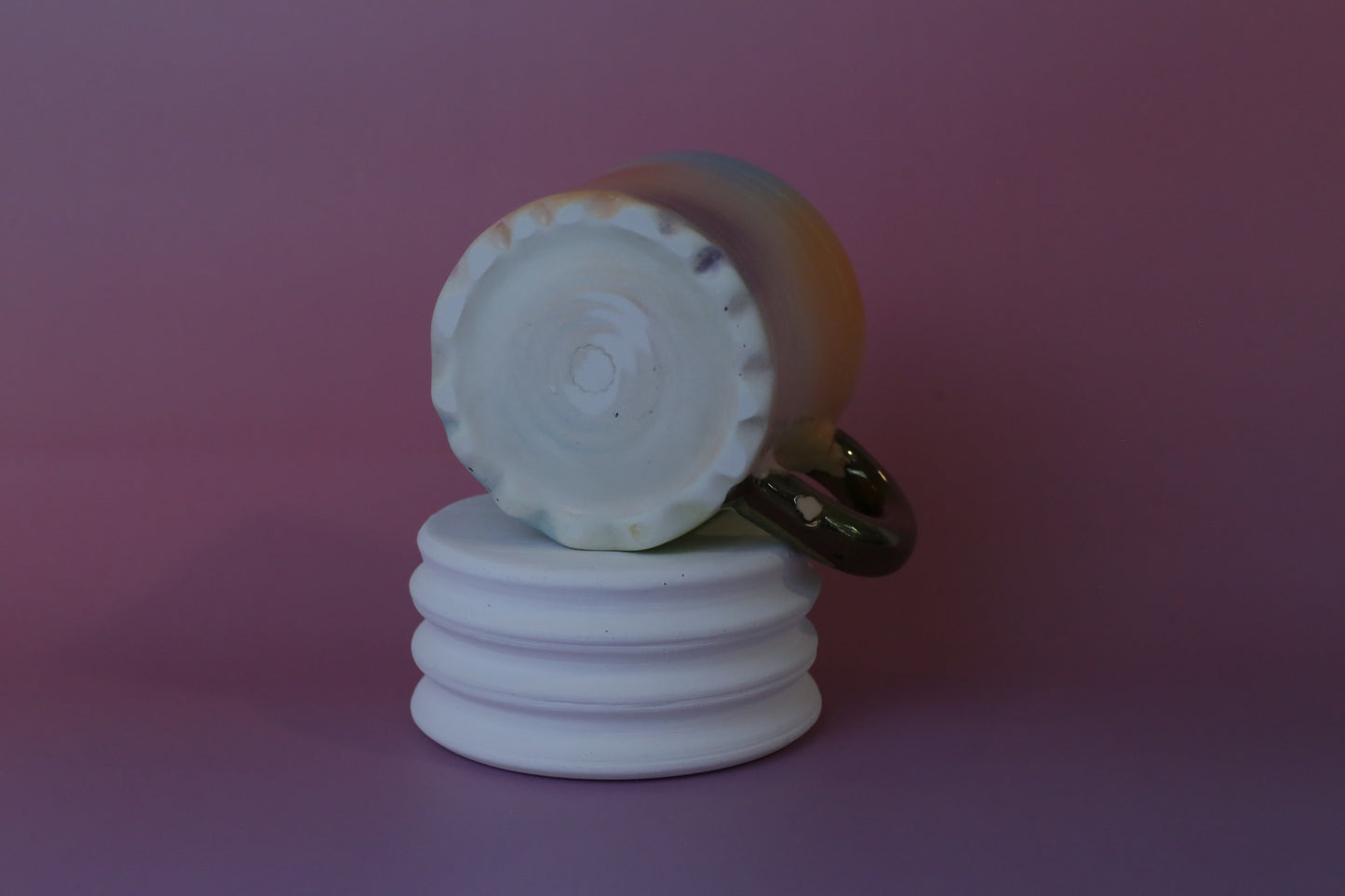 LRG Rainbow bumpy bottom mug GOLD