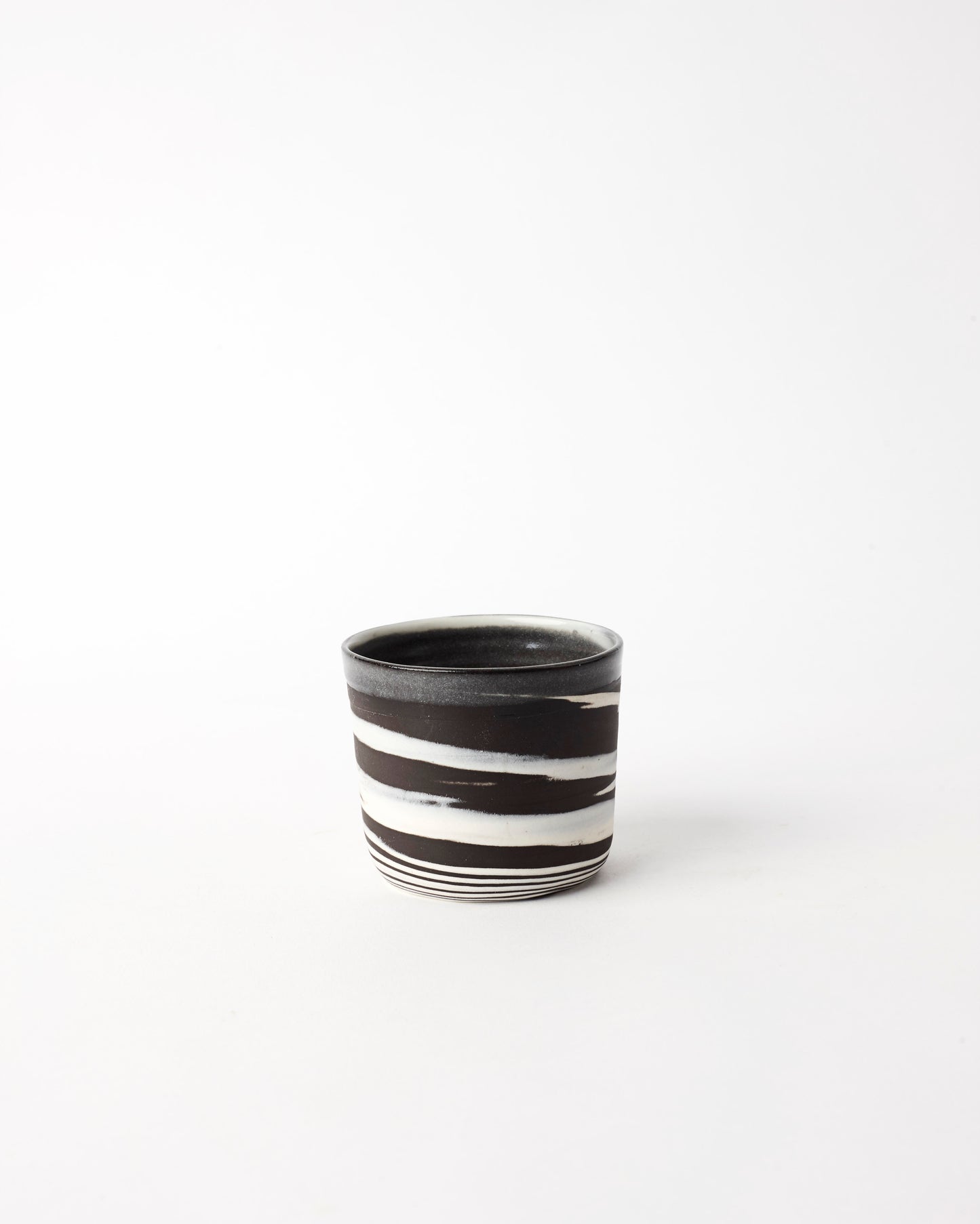 Swirl cup