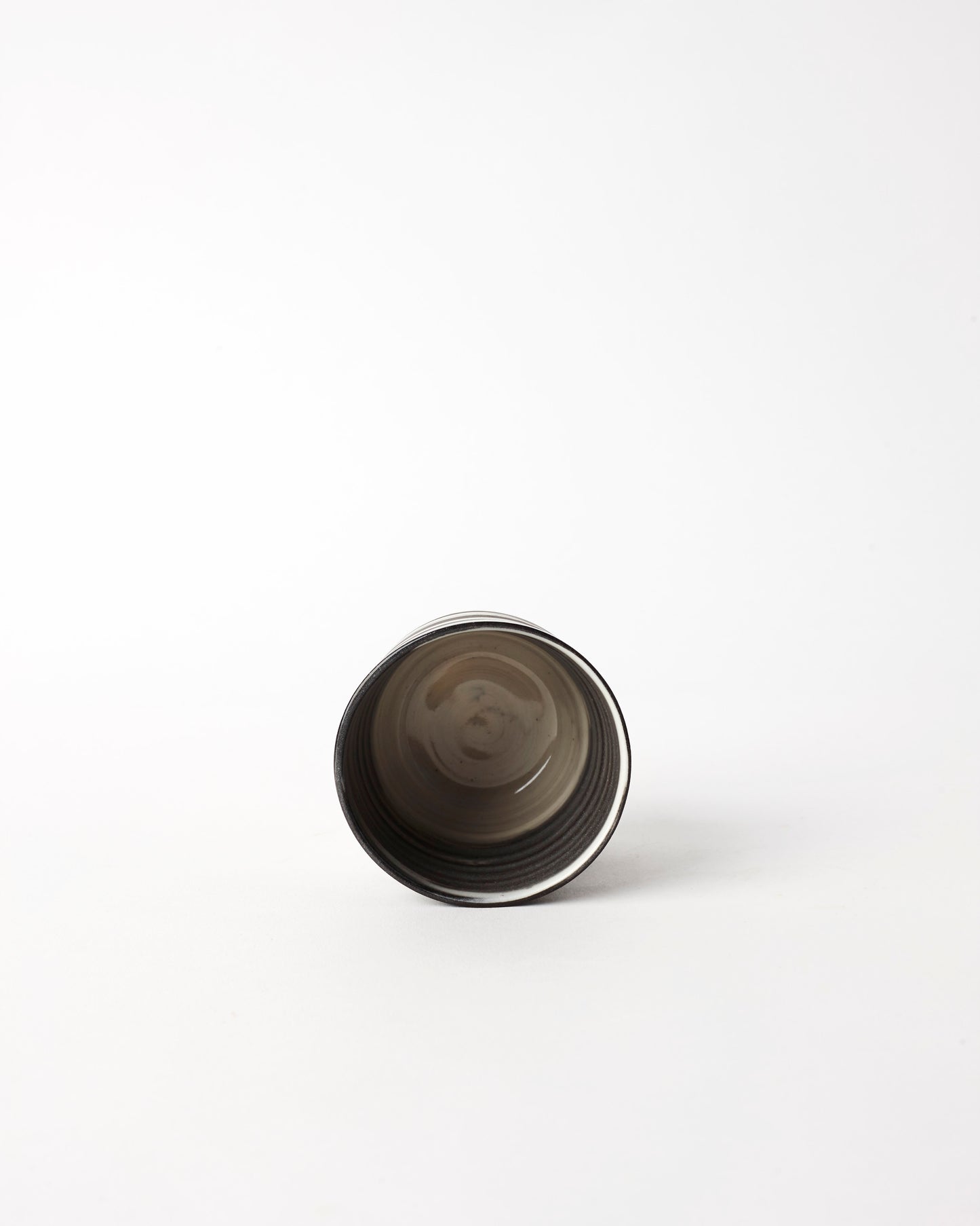 Swirl cup