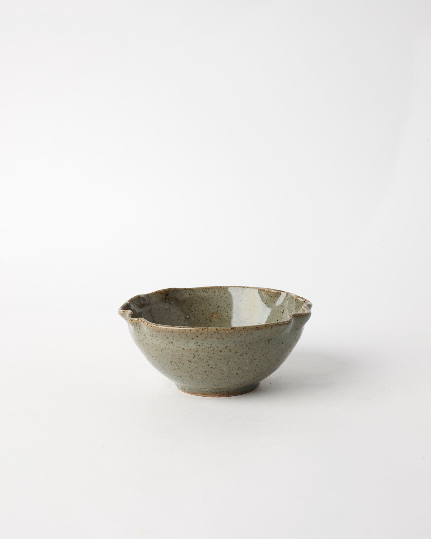 Jiggle bowl