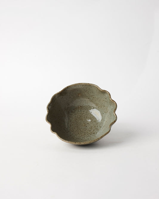 Jiggle bowl